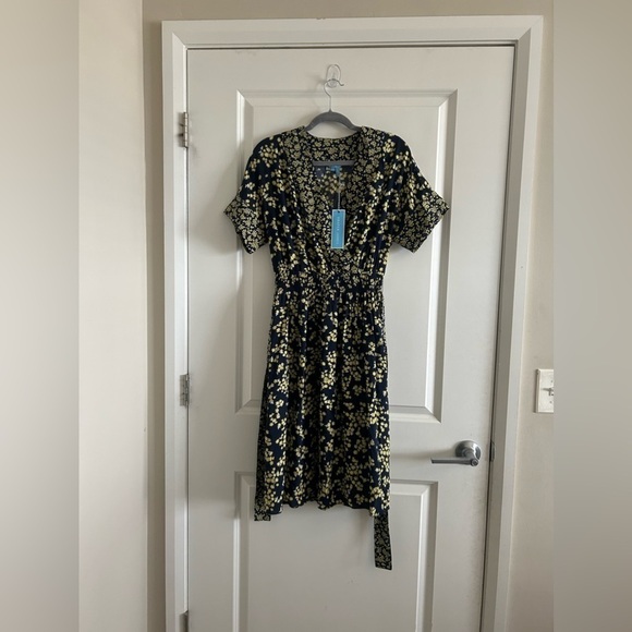 NWT Draper James Miranda Wrap Dress Size XS - Picture 1 of 9